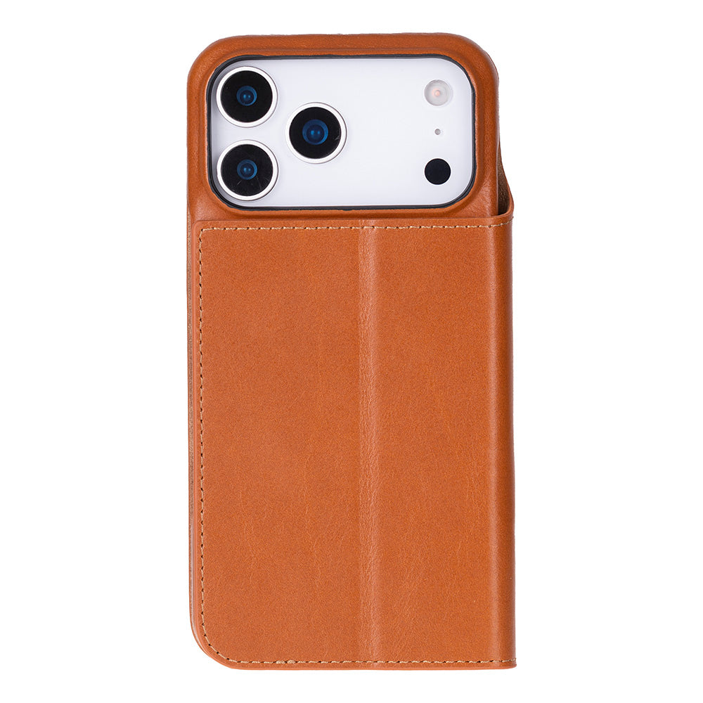Leather iPhone 17 Pro Folio Case