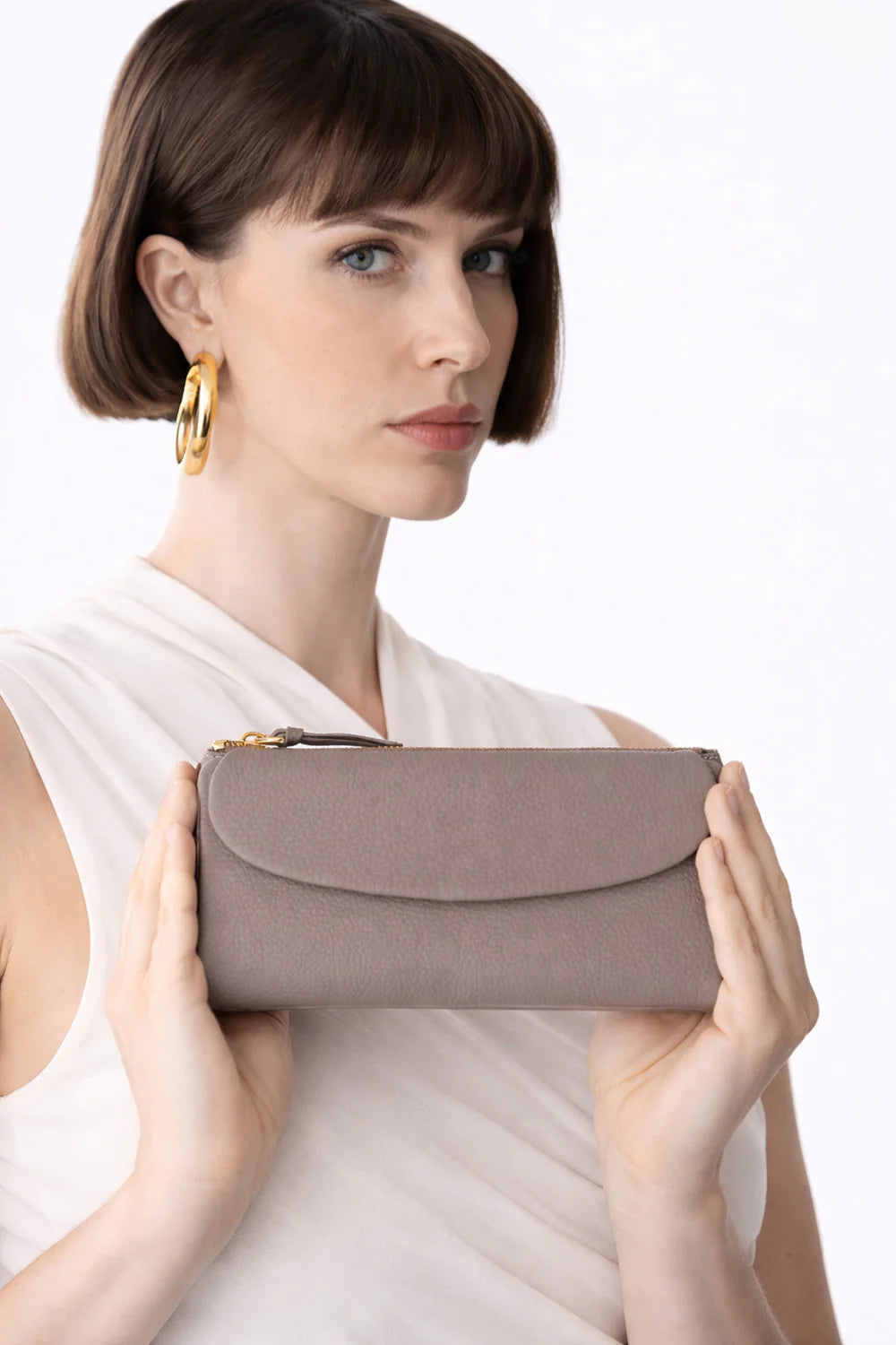 Women’s Leather Wallet Handbag with Zip Closure