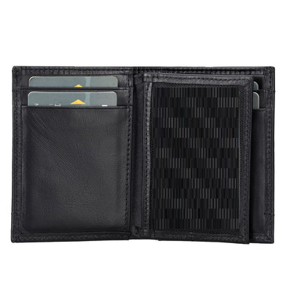 Full Grain Leather Card Holder With AirTag Slot