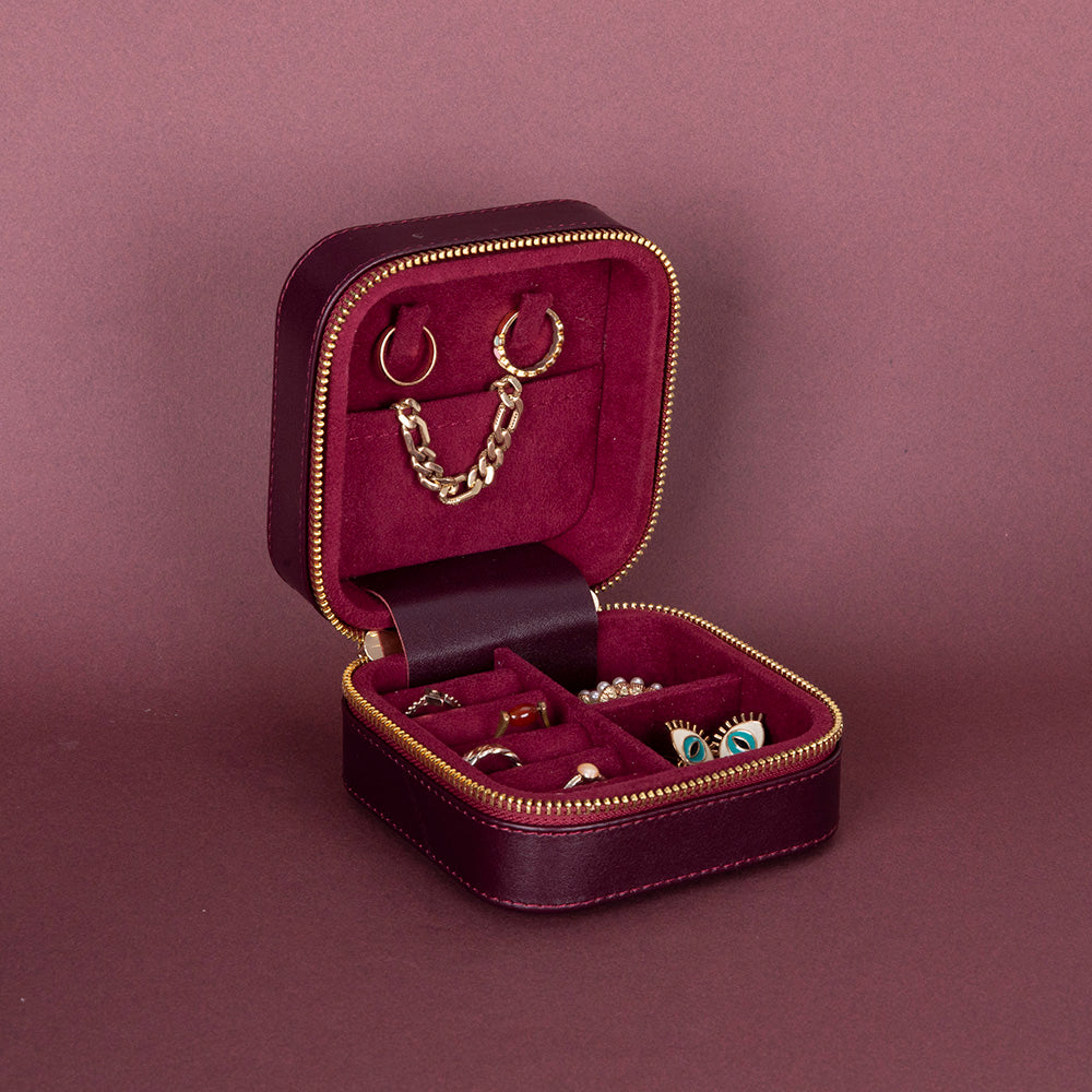 Arden Genuine Leather Jewelry Box – Handcrafted Storage with Velvet Interior