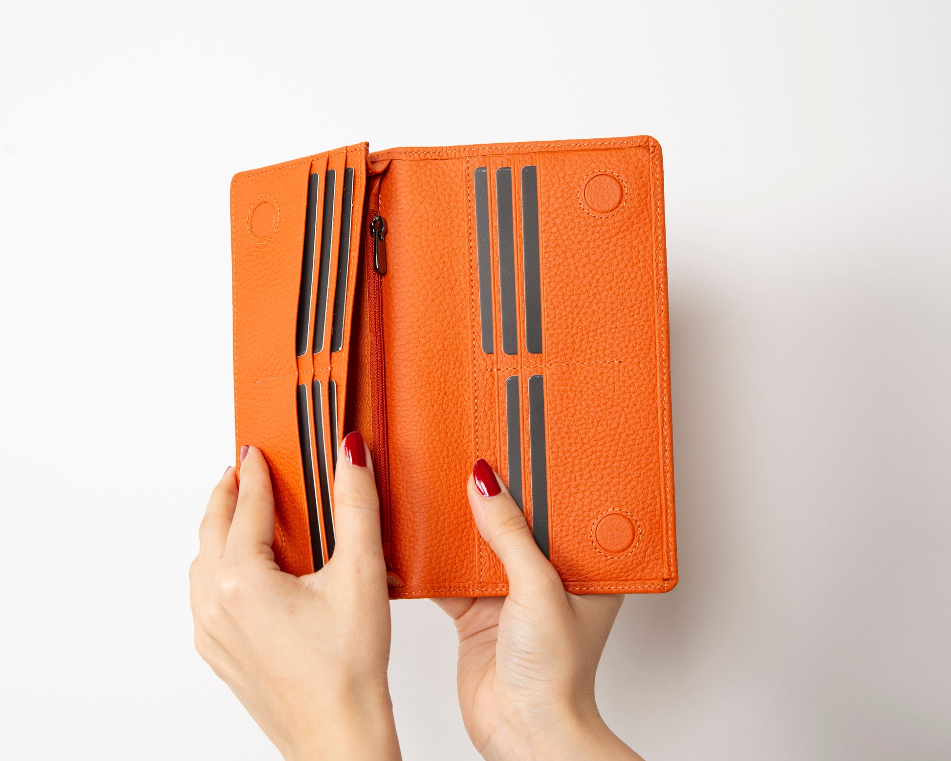 Aria Universal Leather Wallet