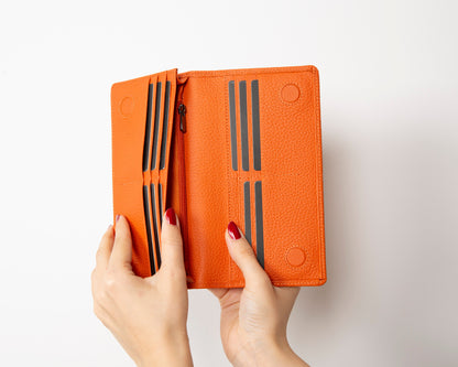 Aria Universal Leather Wallet