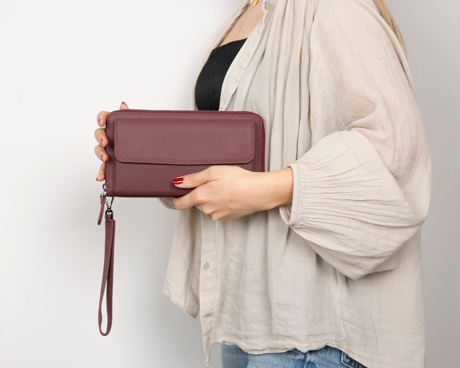 Heritage Unisex Leather Wallet & Phone Bag with Wrist Strap