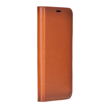 Leather iPhone 16 Pro Folio Case