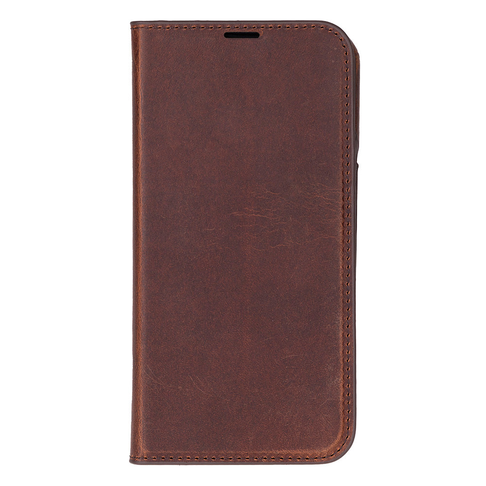 Leather iPhone 17 Folio Case