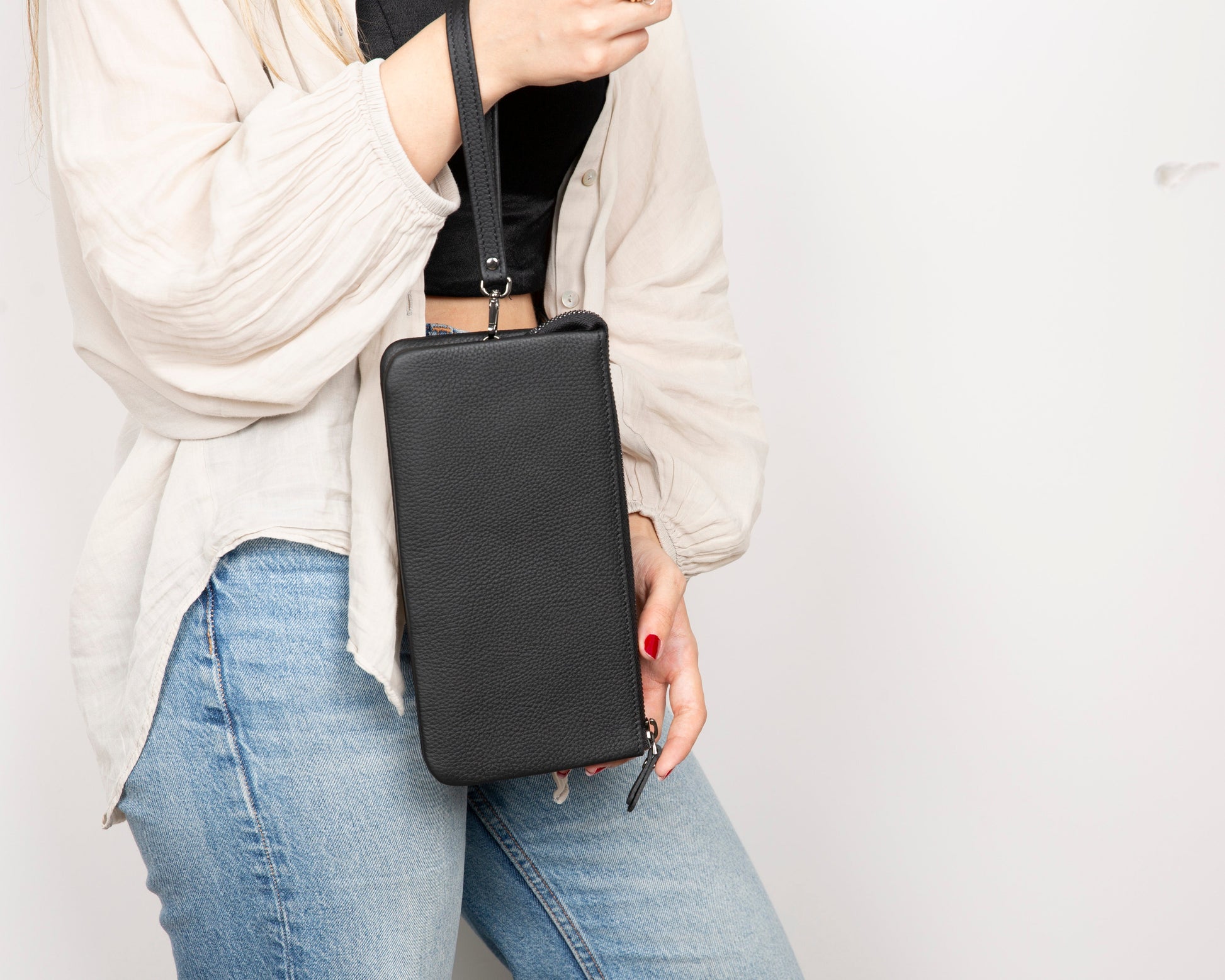 Monarch Leather Unisex Wristlet Bag with Smart Pockets