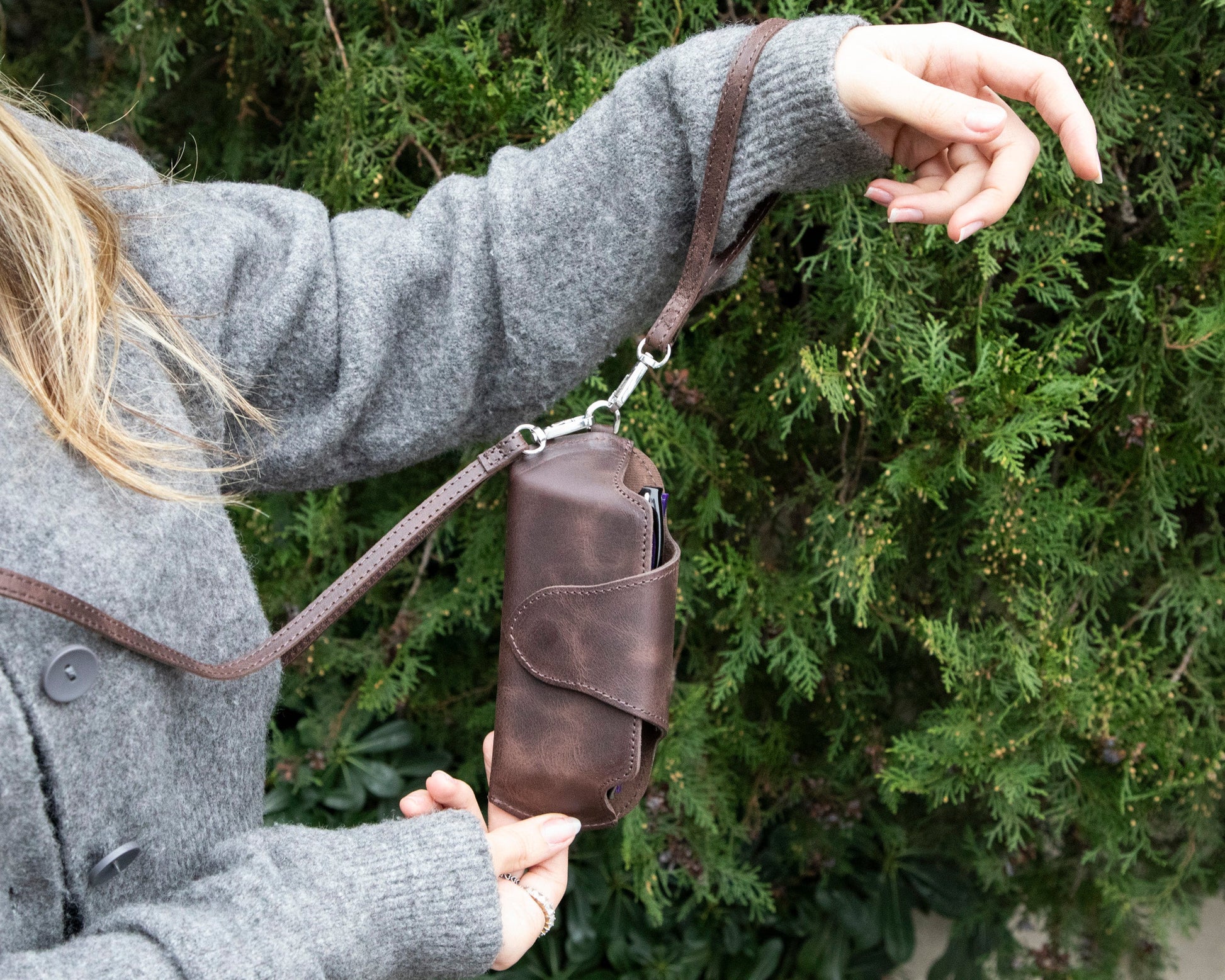 Riviera Leather Glasses Case with Strap