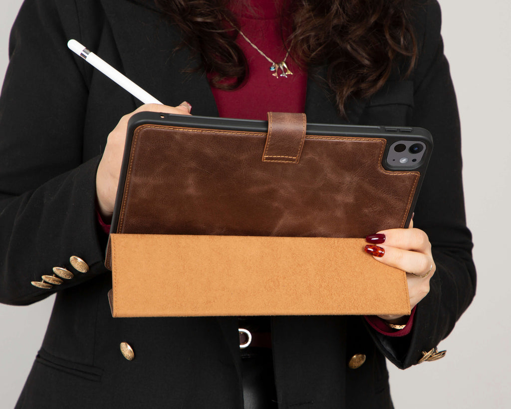 Trigon Leather iPad Pro 11" (2024) Case