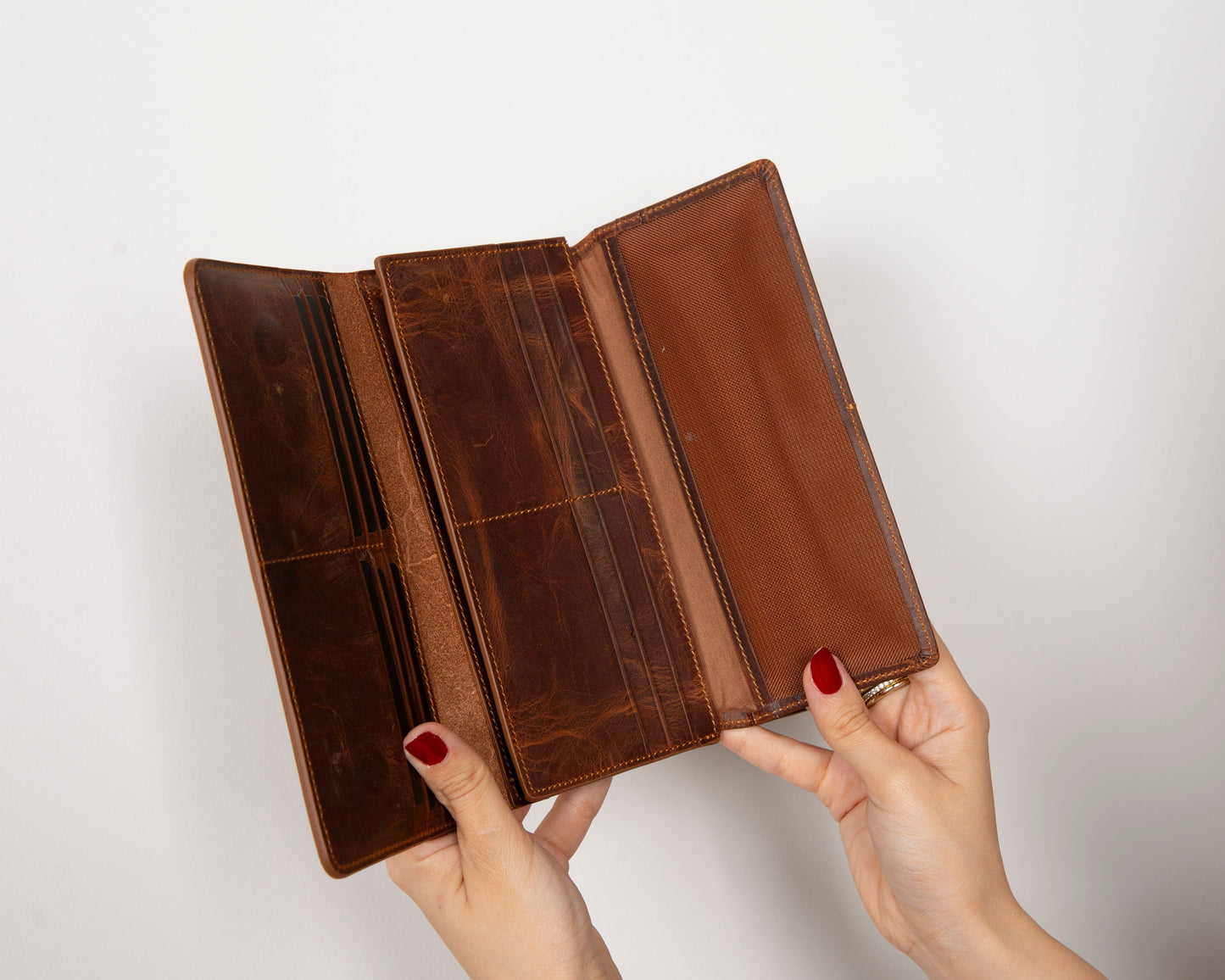 Valora Leather Women’s Wallet  - Phone Holder & Multi-Card Organizer