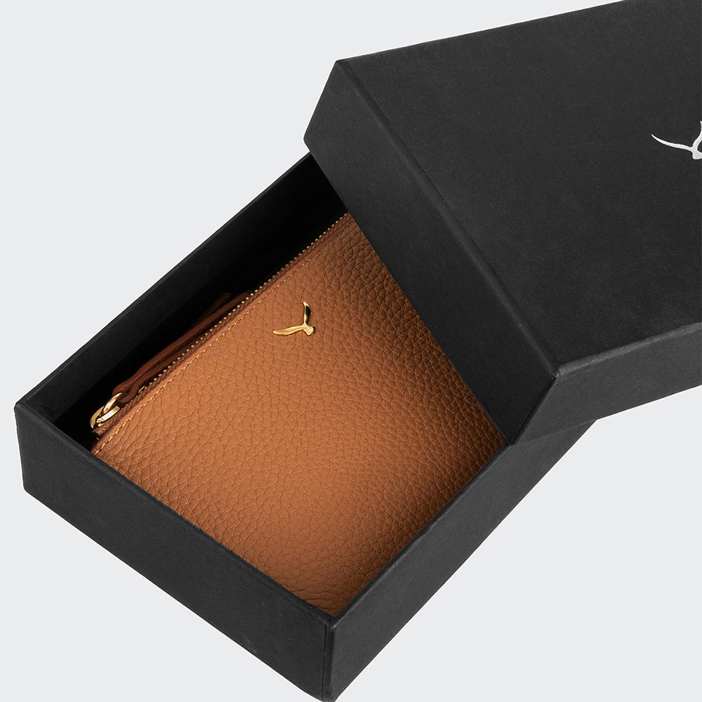 Women Two Pocket Leather Wallet With Magnetic Closure