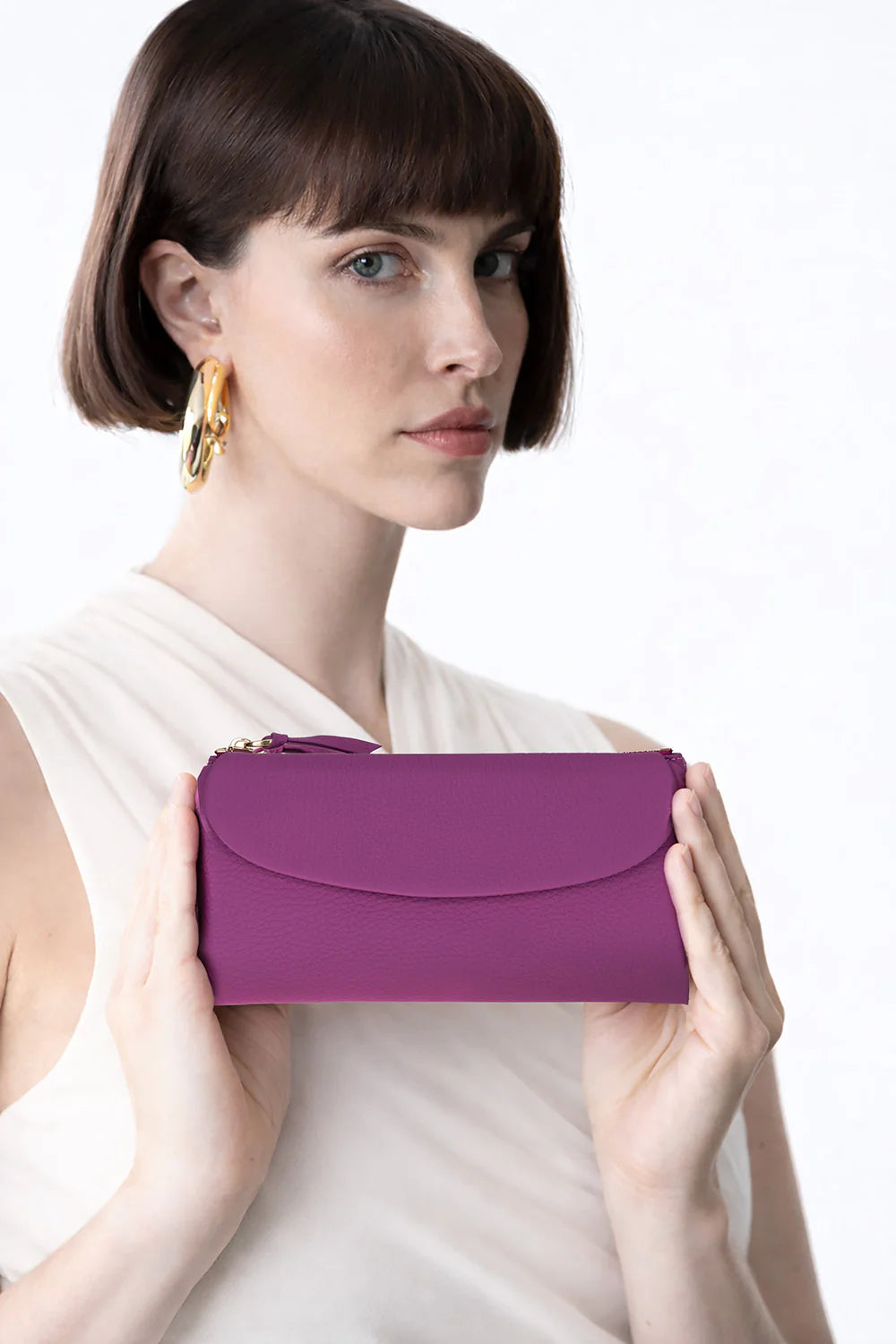 Women’s Leather Wallet Handbag with Zip Closure